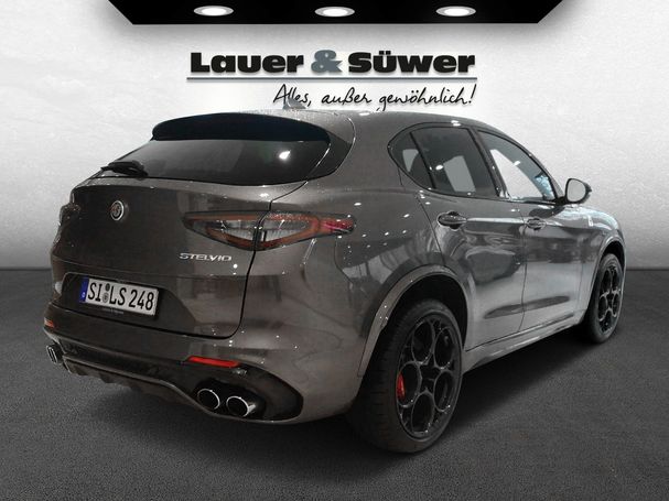 Alfa Romeo Stelvio V6 2.9 Bi-Turbo Quadrifoglio 375 kW image number 3