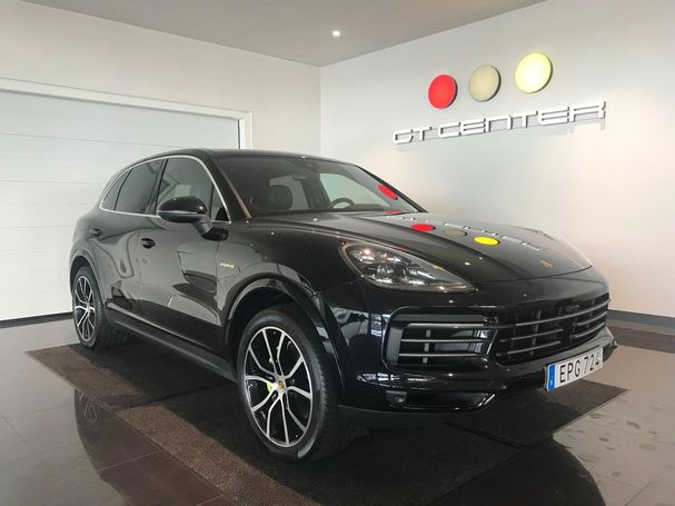 Porsche Cayenne E-Hybrid 341 kW image number 2