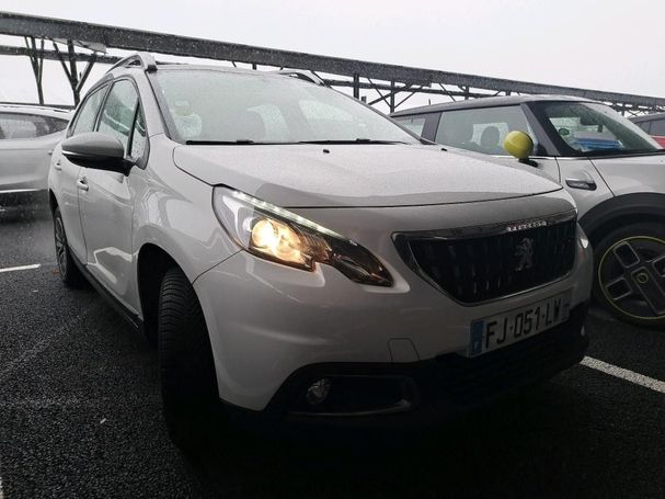 Peugeot 2008 BlueHDi 100 Active 74 kW image number 2