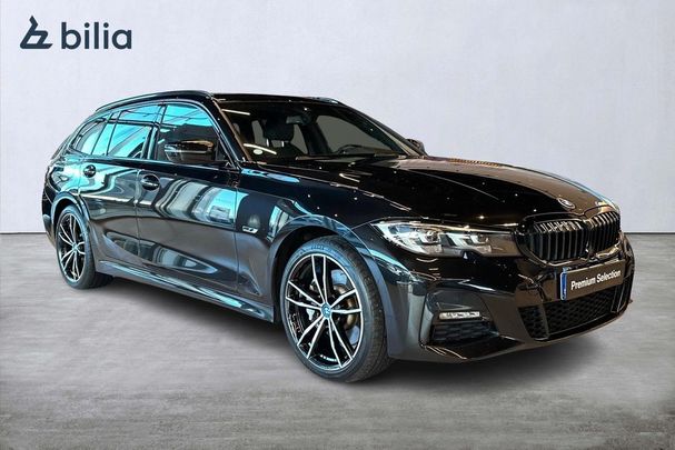 BMW 330e Touring M Sport xDrive 216 kW image number 2