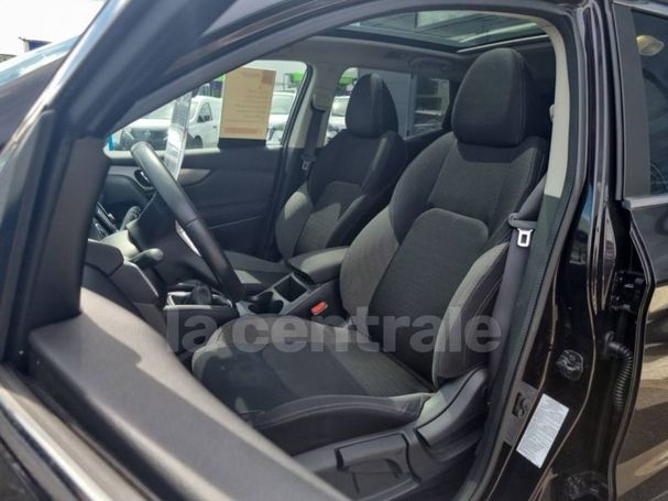 Nissan Qashqai 1.6 dCi N-Connecta 96 kW image number 17