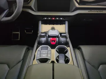 Car image 50