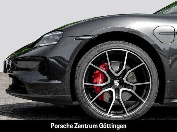 Porsche Taycan 440 kW image number 6