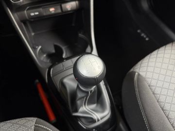 Car image 29