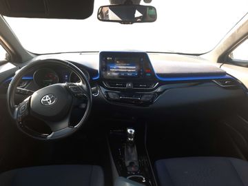 Car image 11