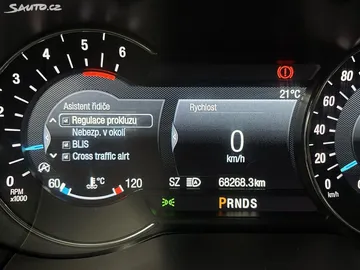 Car image 28