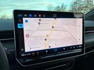Car image 26