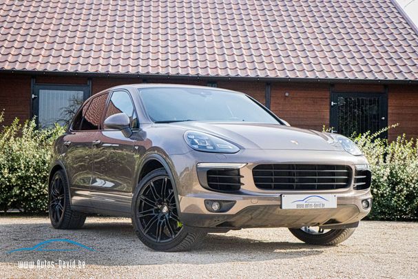 Porsche Cayenne S E-Hybrid Tiptronic 306 kW image number 1