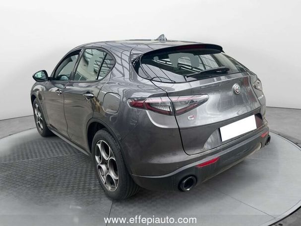 Alfa Romeo Stelvio 2.2 Q4 154 kW image number 4