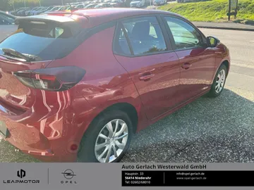 Car image 20