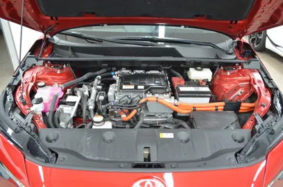 Car image 25
