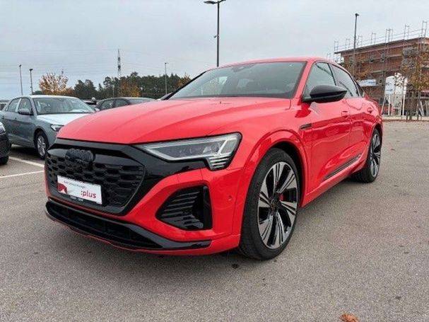 Audi Q8 55 e-tron S-line 300 kW image number 1