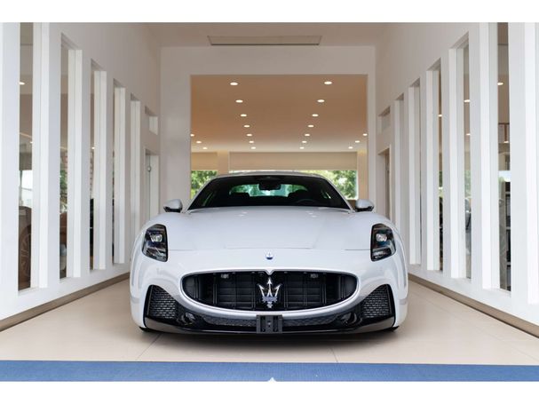 Maserati Granturismo Modena 361 kW image number 1