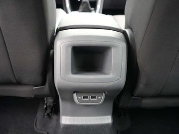 Car image 33