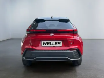 Car image 5