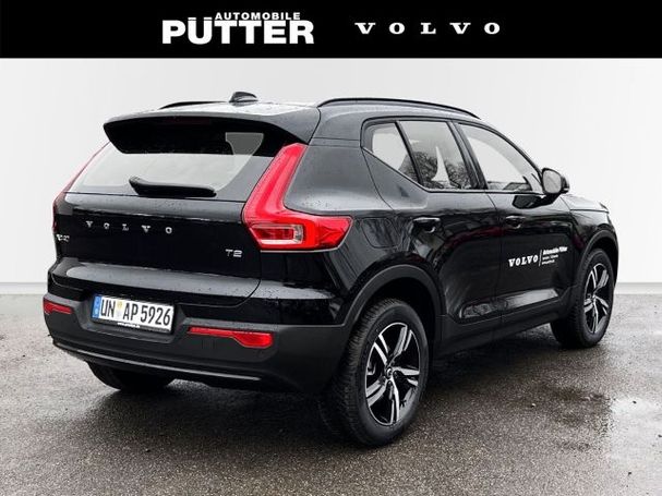 Volvo XC40 T2 Plus Dark 95 kW image number 2