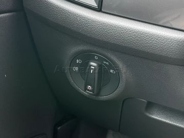 Car image 38