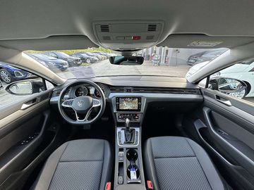 Car image 37