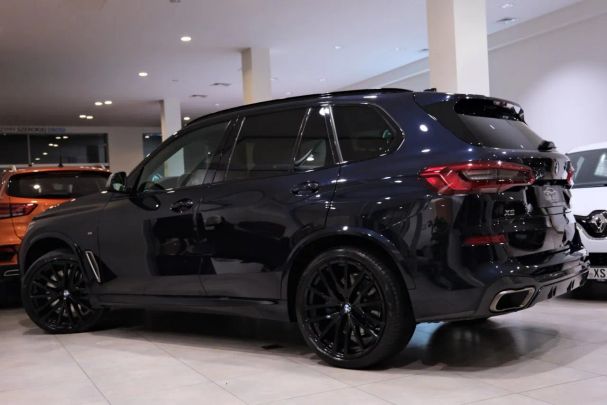 BMW X5 M 50d xDrive 294 kW image number 11