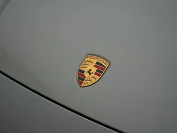 Car image 49