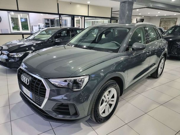 Audi Q3 40 TDI quattro S tronic Business 140 kW image number 1