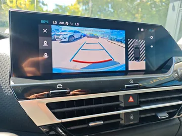 Car image 28