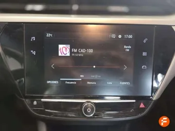 Car image 25