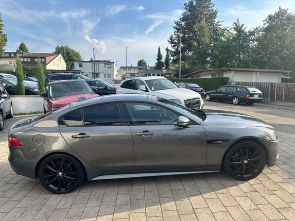 Jaguar XE 20d R-Sport 132 kW image number 4