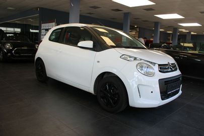 Car image 2