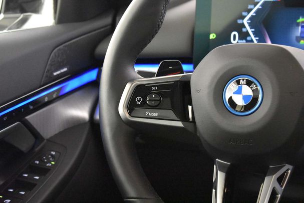 BMW 530 e 220 kW image number 19