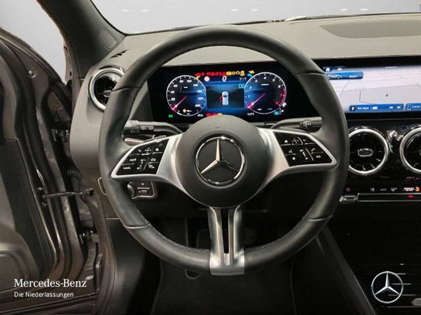 Mercedes-Benz GLA 180 100 kW image number 14