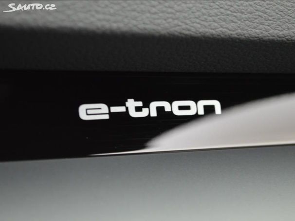 Audi e-tron 55 Advanced 300 kW image number 32