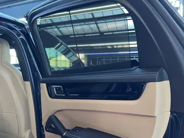 Car image 48
