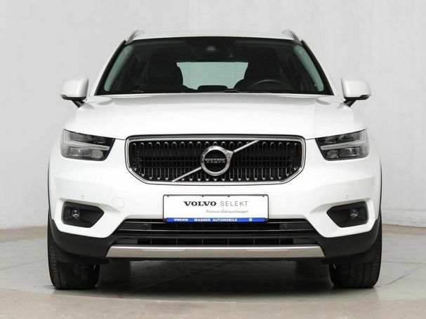 Volvo XC40 D3 AWD Geartronic 110 kW image number 3