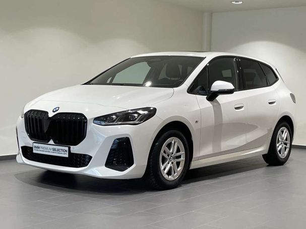 BMW 220i Active Tourer 115 kW image number 1