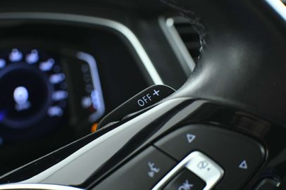 Car image 38