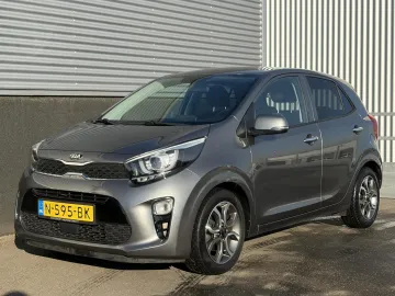 Car image 2