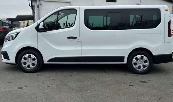 Renault Trafic Blue dCi 110 Life 81 kW image number 11