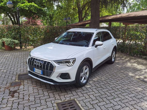 Audi Q3 35 TDI S tronic Advanced Business 110 kW image number 1