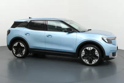 Car image 27