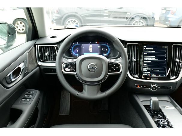 Volvo V60 B4 Plus 145 kW image number 8