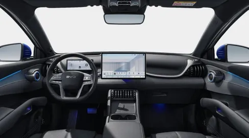 Car image 4