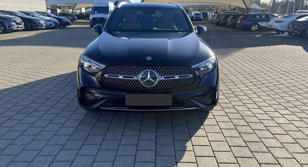 Mercedes-Benz GLC 300 Line 198 kW image number 6