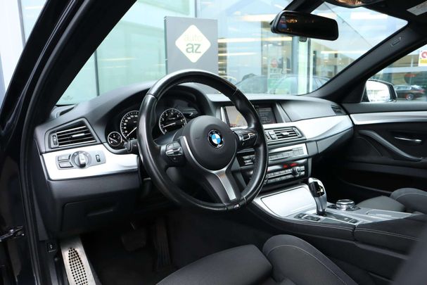 BMW 520i Touring 135 kW image number 31