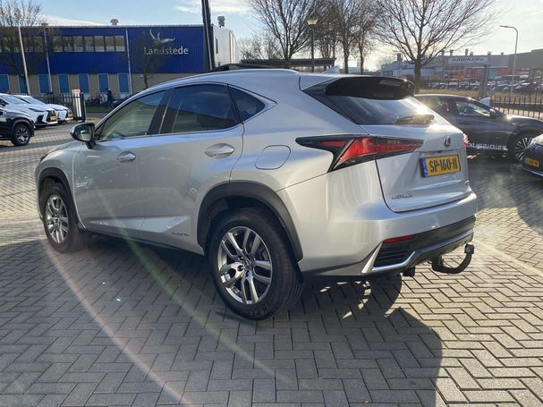 Lexus NX 300 h AWD 145 kW image number 5