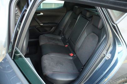 Car image 39