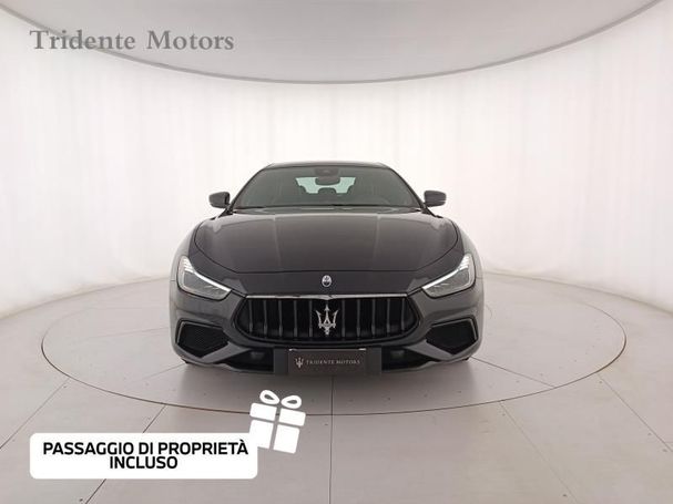 Maserati Ghibli 2.0 GT 243 kW image number 2