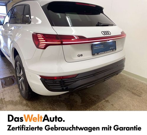 Audi Q8 50 quattro e-tron Business 250 kW image number 16