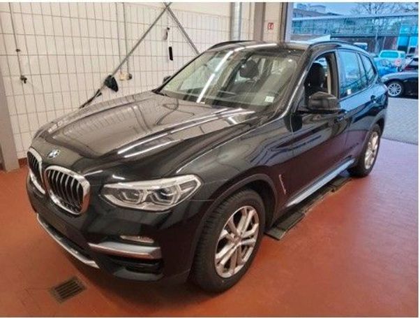 BMW X3 xDrive 140 kW image number 1