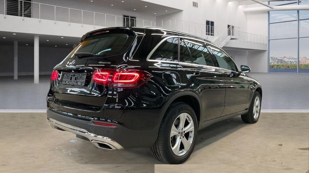 Mercedes-Benz GLC 300 e 235 kW image number 3